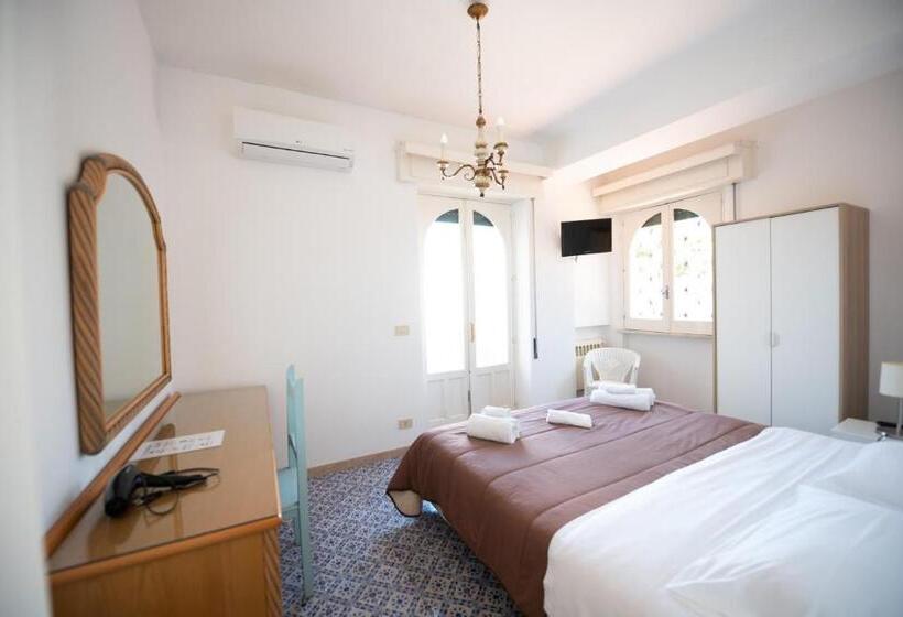 اتاق استاندارد با تراس, Villa Moschella