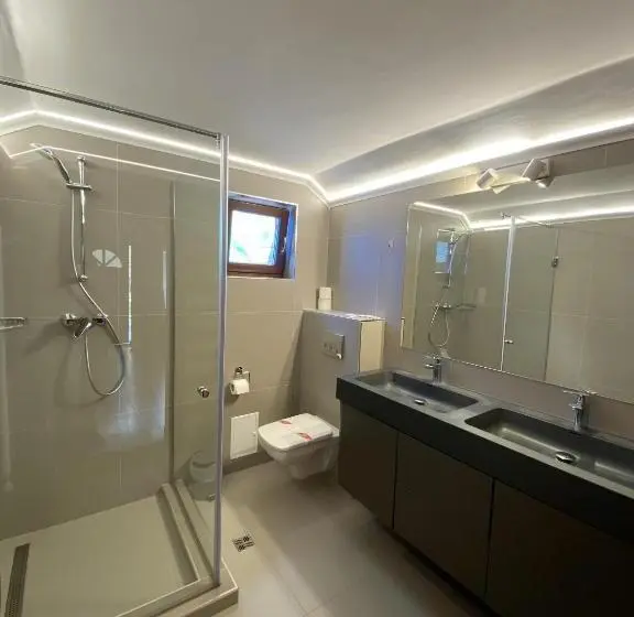 1 Bedroom Chalet, Complex Adora