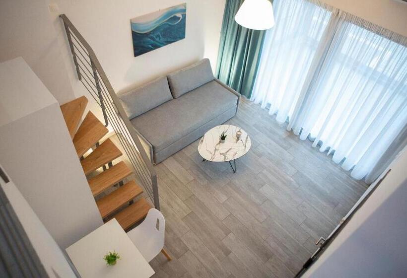 复式套房, Kn Ionian Suites