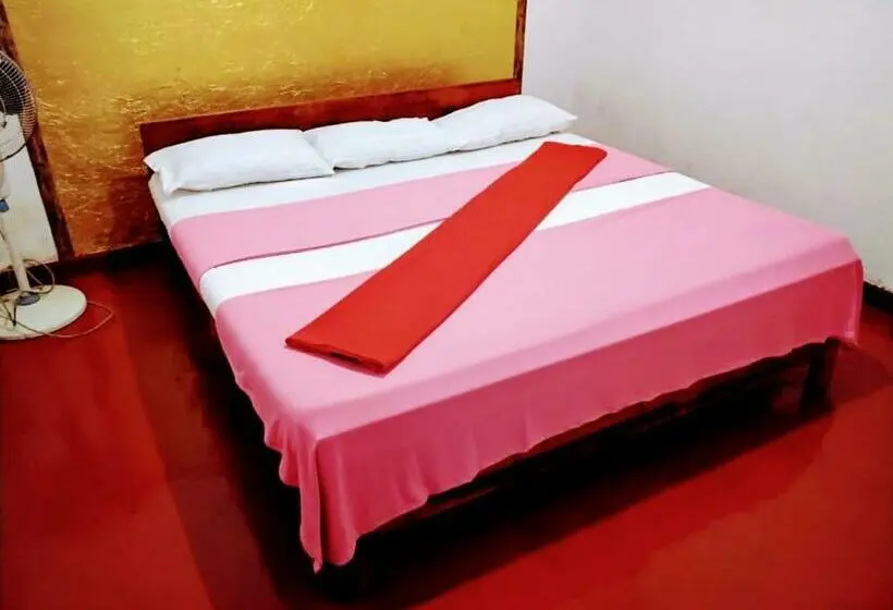 Economy-huone, New Mount Villa