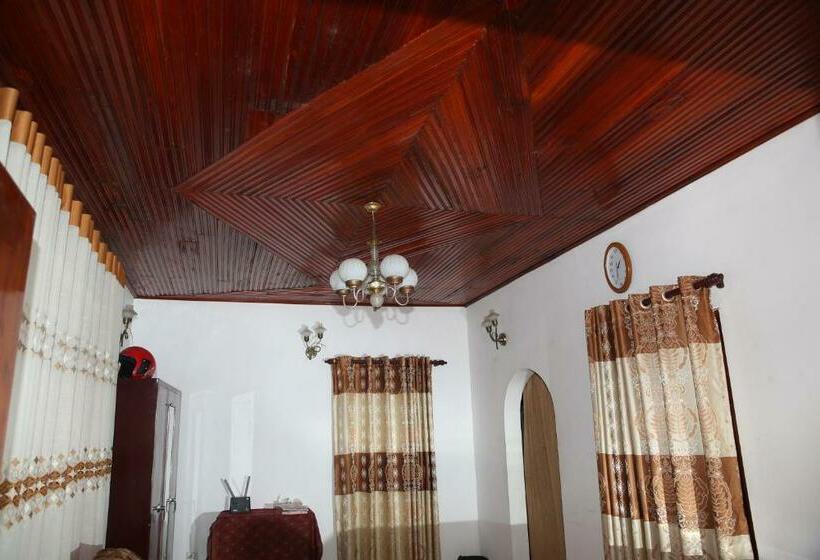 3 Bett Deluxe Zimmer, New Mount Villa