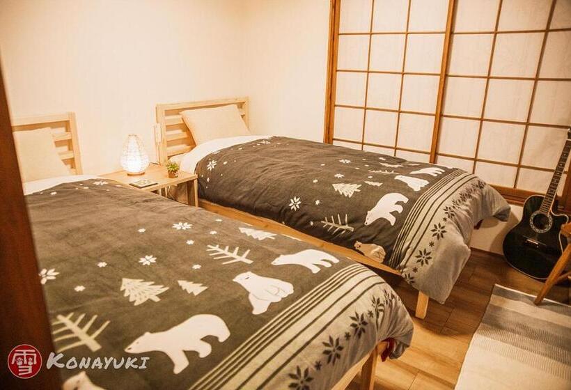 חדר סטנדרט לארבעה, Konayuki