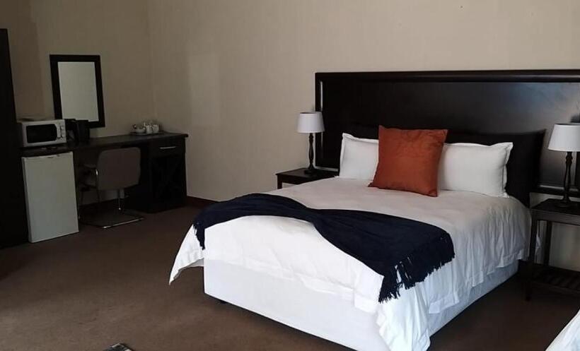 デラックスルーム, Olden Rose Place