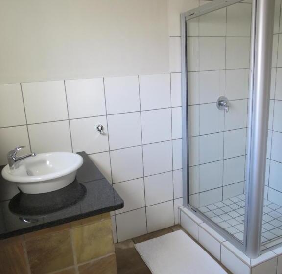 デラックスルーム, Olden Rose Place