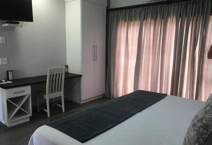 デラックスルーム, Olden Rose Place