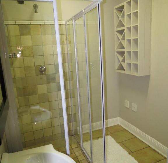 デラックスルーム, Olden Rose Place