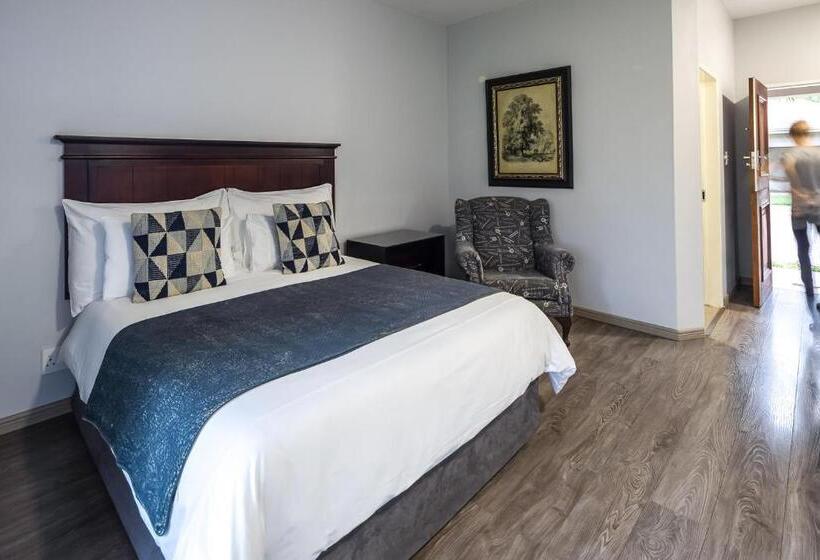 コンフォートルーム, Olden Rose Place