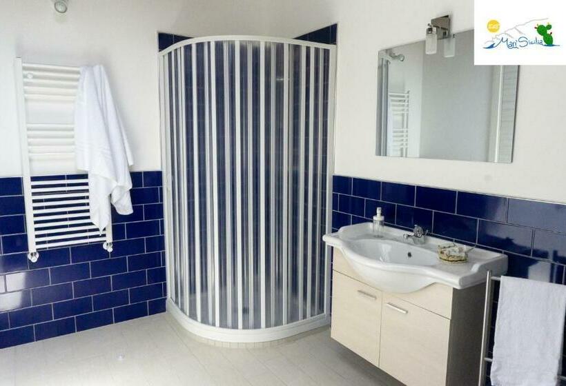 キングサイズベッドのスタンダードルーム, B&b Marìsicilia