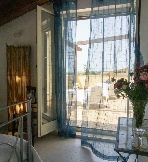 キングサイズベッドのスタンダードルーム, B&b Marìsicilia