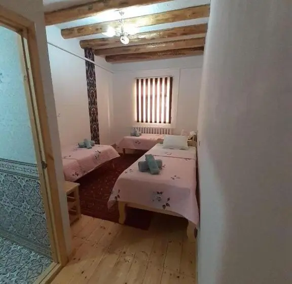 اتاق استاندارد سه نفره, Khiva Abdulla Guest House