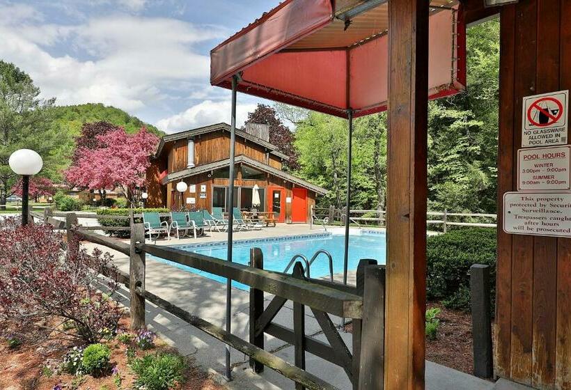 סוויטה, Cedarbrook Queen Suite 203