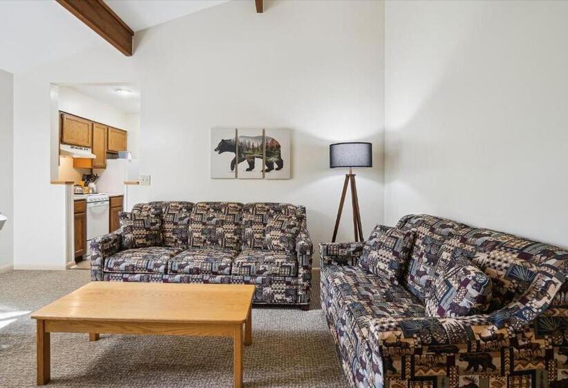 סוויטה, Cedarbrook Queen Suite 203