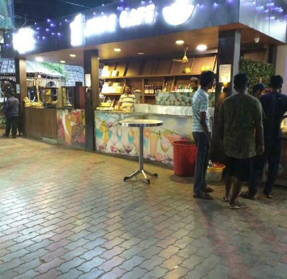 Delüks Oda, Saravanaa Residency