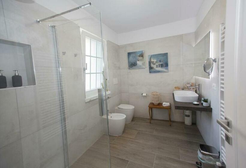 4인용 스탠다드 룸, Laura E Christian   Rooms