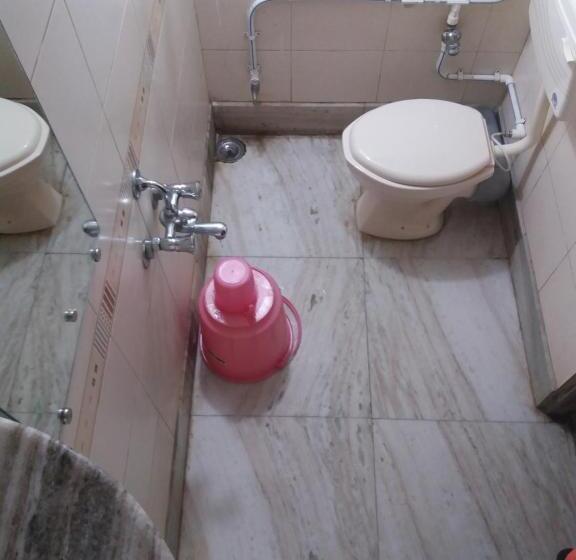 חדר משפחתי דלוקס, Mango Guest House