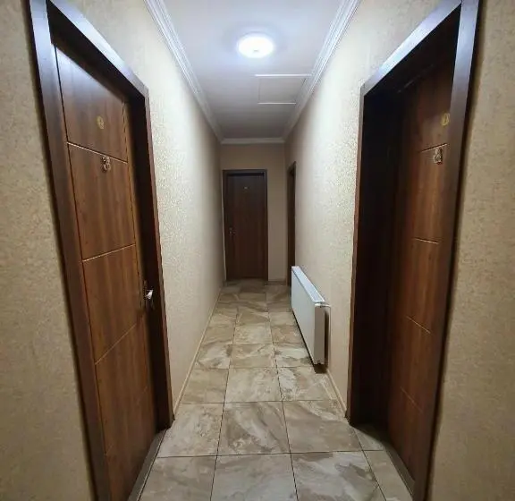 اتاق استاندارد چهار تخته, Nikolo Inn