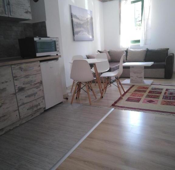 آپارتمان 2 خوابه, Apartments Durmitor