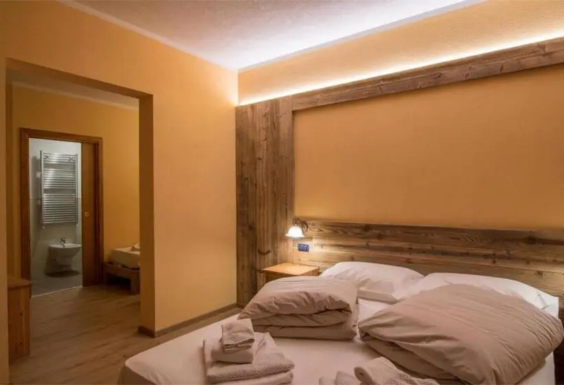 اتاق استاندارد چهار تخته, Agriturismo La Poina