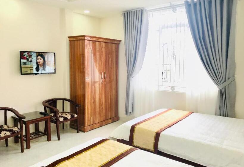 اتاق سوپریور خانوادگی, Mai Ngoc