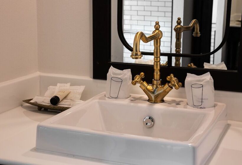 غرفة ديلوكس مطلة على حمام السباحة, Mora Boutique Hotel   Sha Extra Plus