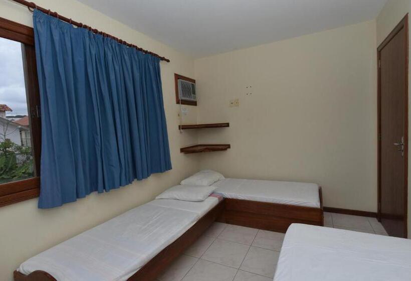 Quarto Familiar, Oceano Pousada   Buffet De Café Da Manhã E Serviço De Quarto Diário