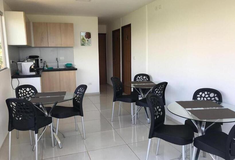 اتاق استاندارد سه نفره, Pousada Aratu