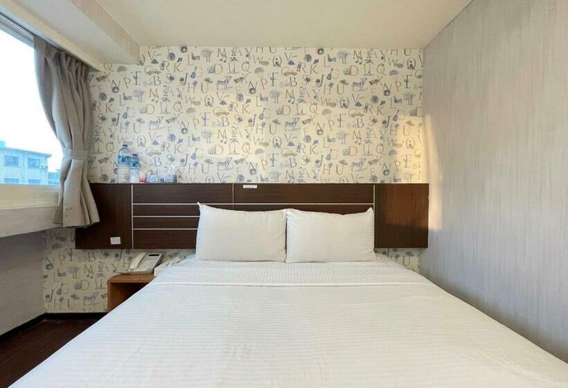 اتاق سوپریور, Jung Shin