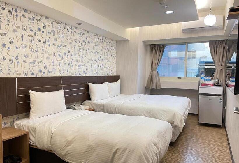 اتاق استاندارد سه نفره, Jung Shin