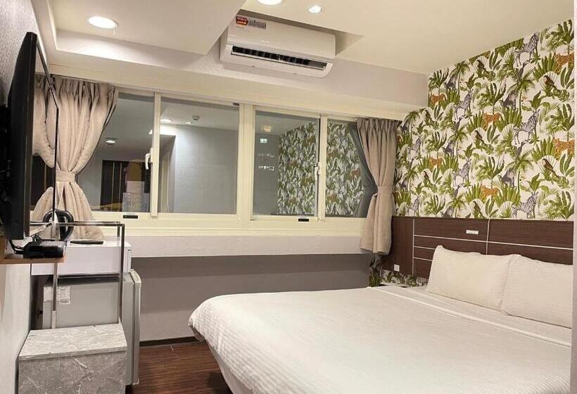 اتاق سوپریور, Jung Shin