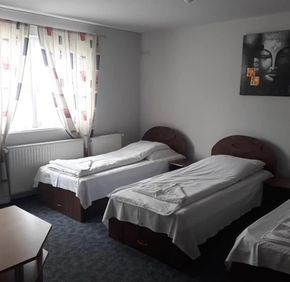 バルコニー付きスタンダードトリプルルーム, Casa Anemyra