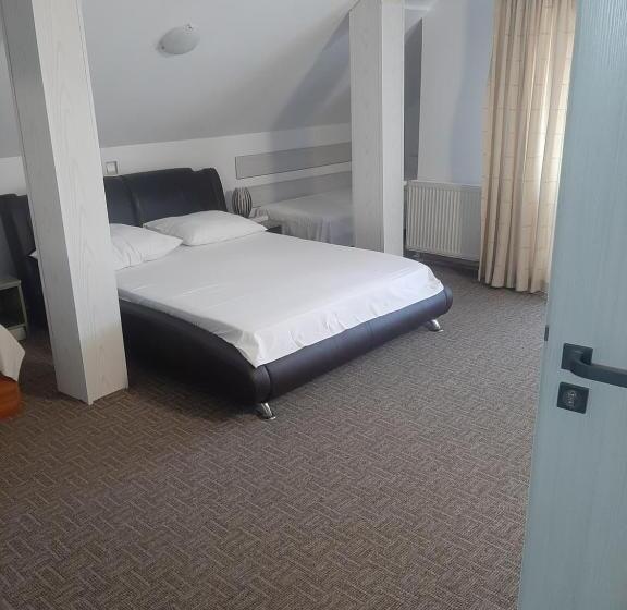 スタンダード4人部屋, Casa Anemyra