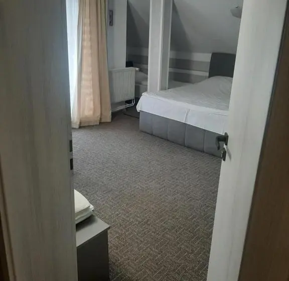 スタンダード４人部屋, Casa Anemyra