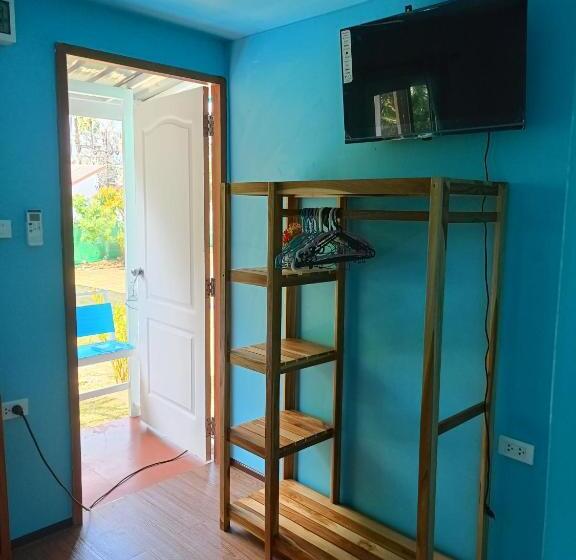 بنجلو قياسى مطلّ علي الحديقة, Chill Land House