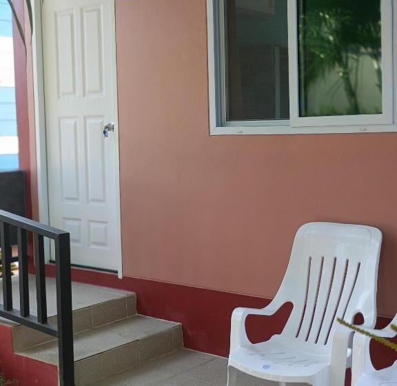 Quarto Estandar Vista Jardim, Chill Land House