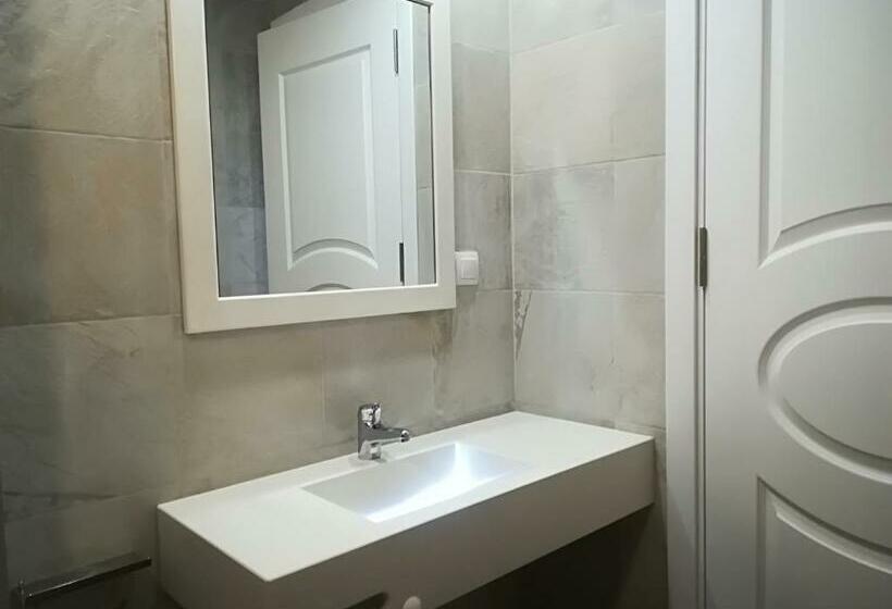 싱글 디럭스 룸, Manoleva House