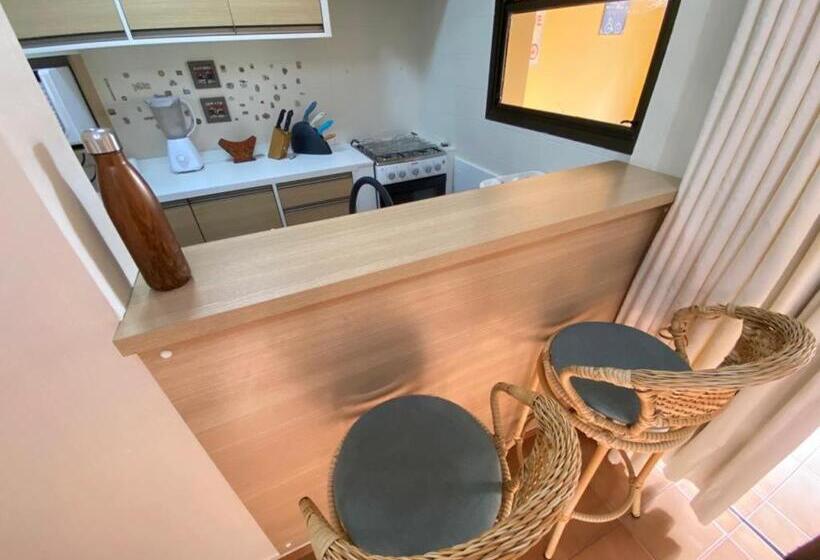 침실 1개 아파트, Guarujá Flat