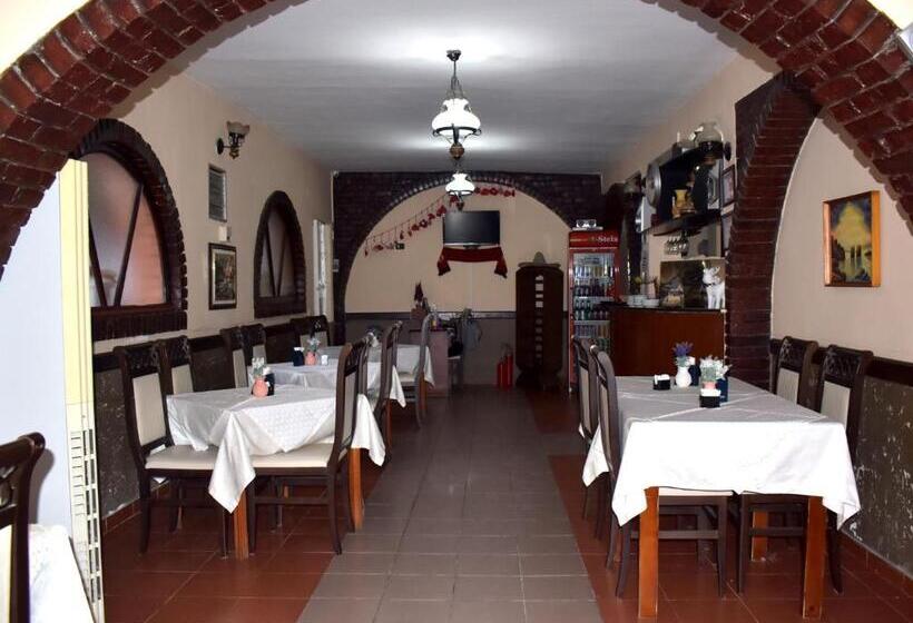 חדר סטנדרט חדר אמבטיה משותף, Central