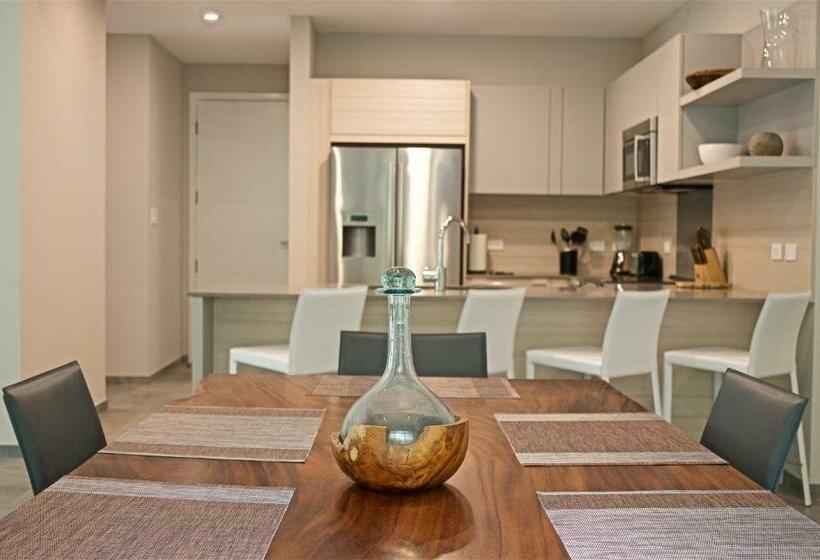 2 Bedroom Apartment with Views, Elan At Ballena Beach