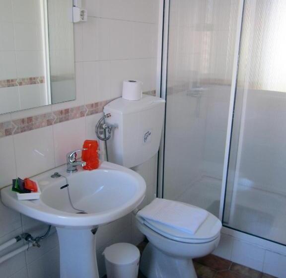 غرفة قياسية, Alojamento Local Duarte's