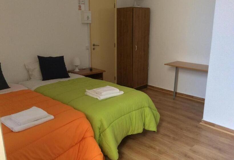 غرفة قياسية ثلاثية, Alojamento Local Duarte's