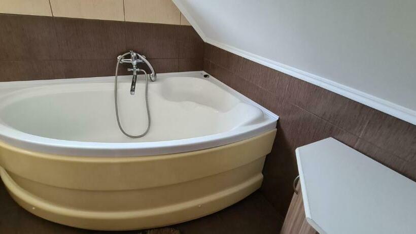 Appartamento 3 Camere da Letto, Casa Edy