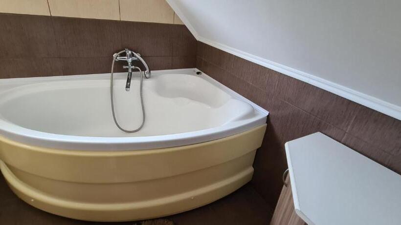 Appartamento 2 Camere da Letto, Casa Edy