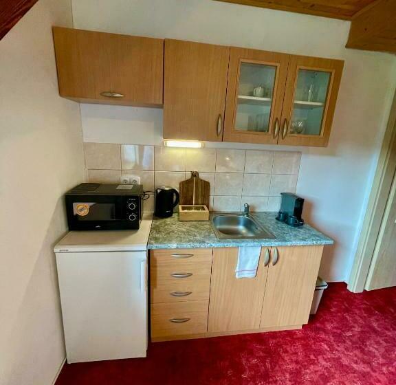 스탠다드 스튜디오, Chata Boubín