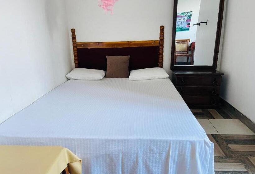 エコノミールーム, Dambulla Tourist Resort