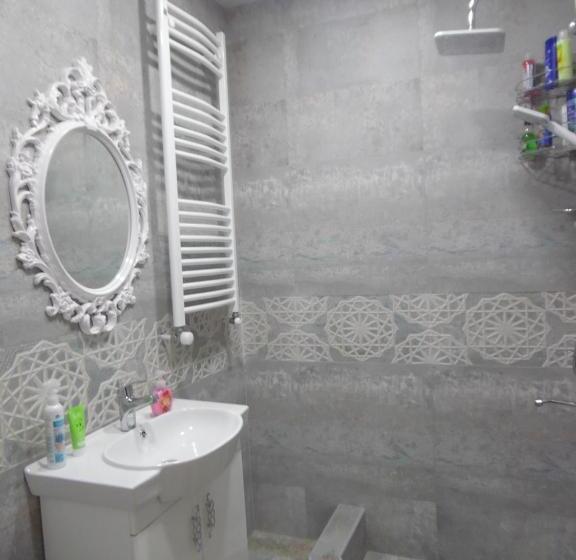 اتاق استاندارد سه نفره, Guest House Tamta