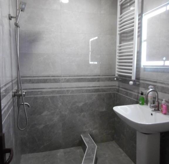 اتاق استاندارد سه نفره, Guest House Tamta