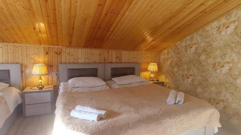 اتاق استاندارد سه نفره, Guest House Tamta