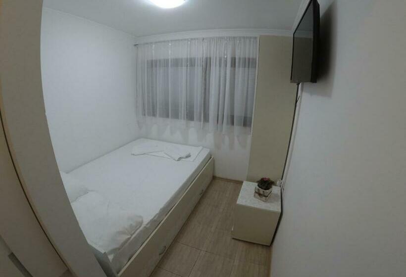 اتاق استاندارد یک نفره, Guesthouse Ušće