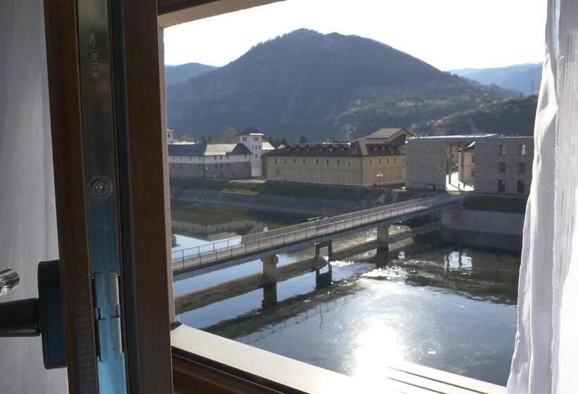 اتاق استاندارد یک نفره, Guesthouse Ušće