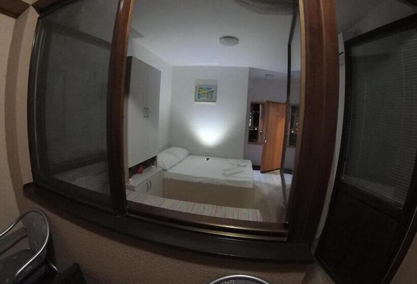 اتاق لوکس سه تخته, Guesthouse Ušće